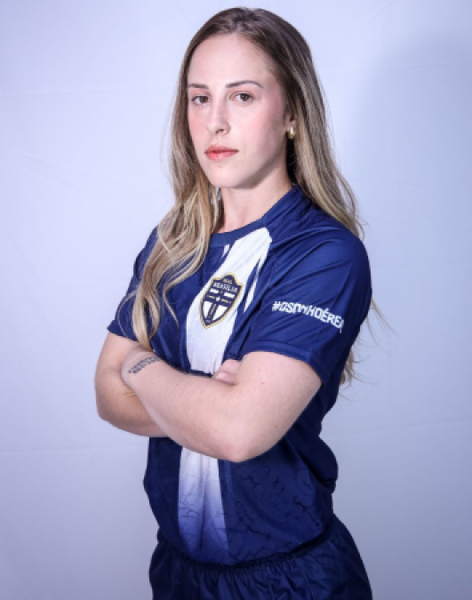 Emanuela Balbinot <h5>Midfielder</h5>